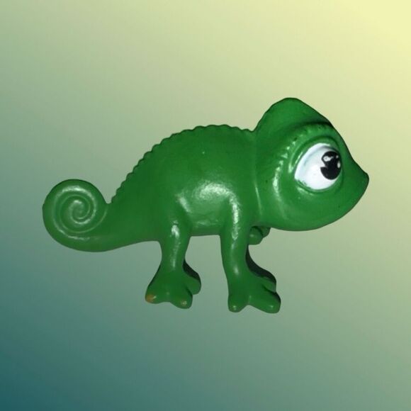 Disney Tangled Rapunzel's Pet Chameleon PASCAL MINI Figure 2.5” A12 - Picture 3 of 4
